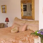 Skrobelev Gods Manor House فندق
