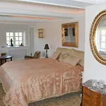 Skrobelev Gods Manor House
