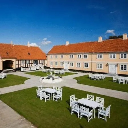 Hotel Skrobelev Gods Manor House Rudkøbing