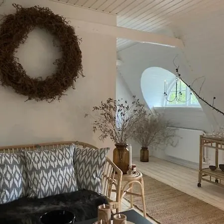 Skrøbelev Gods Manor House