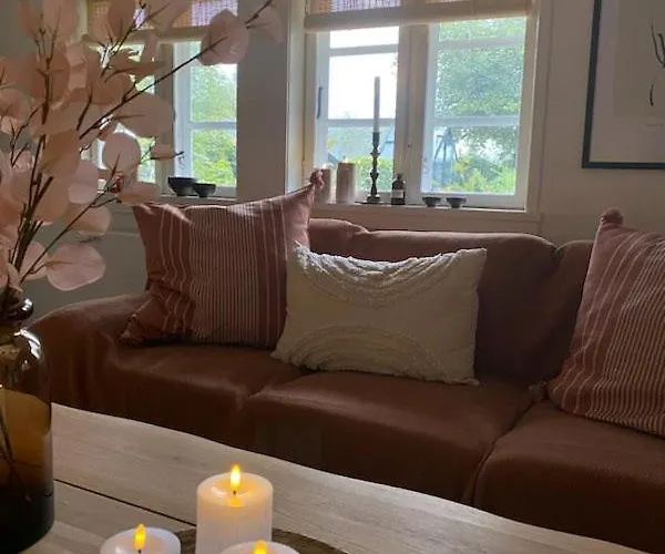 Skrøbelev Gods Manor House Rudkøbing