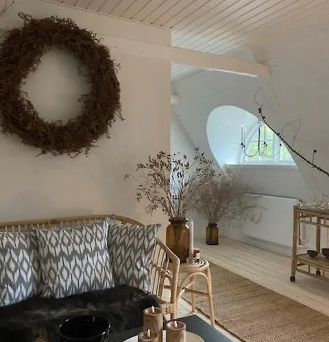 Skrobelev Gods Manor House