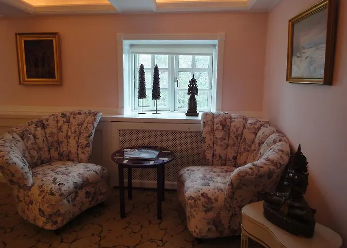 Hotel Skrøbelev Gods Manor House 4*