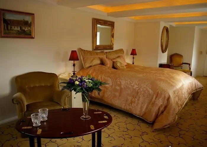 Skrøbelev Gods Manor House Hotel Rudkøbing