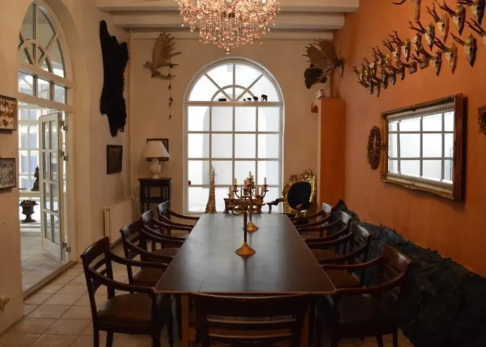 Hotel Skrøbelev Gods Manor House Rudkøbing